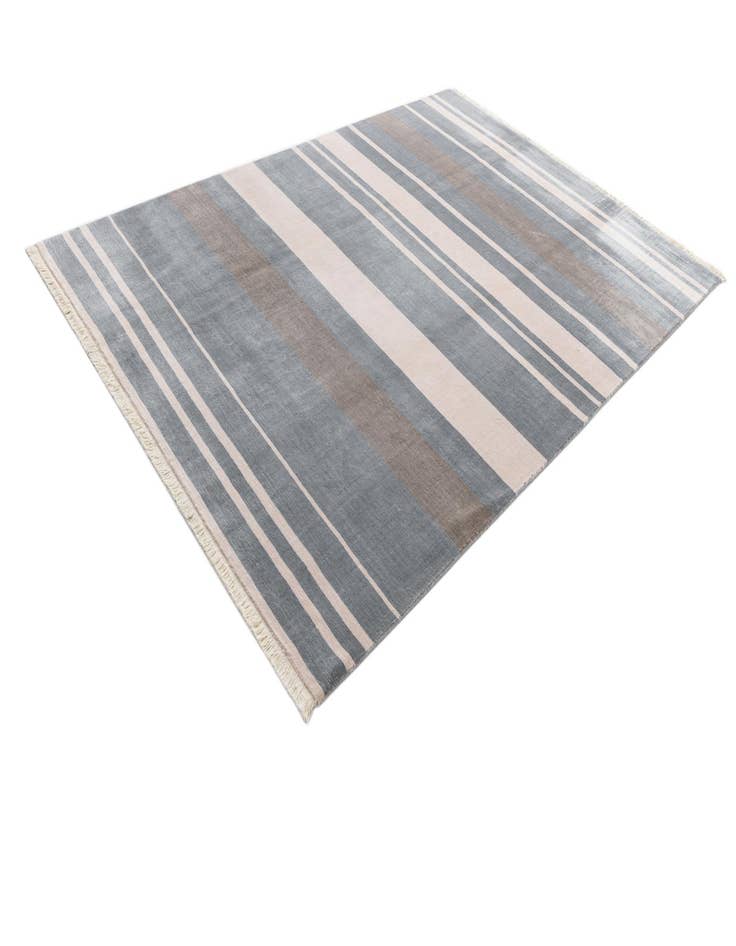 Detail image of  6' 8 x 9' 8  Hand Knotted Darya Wool Rug