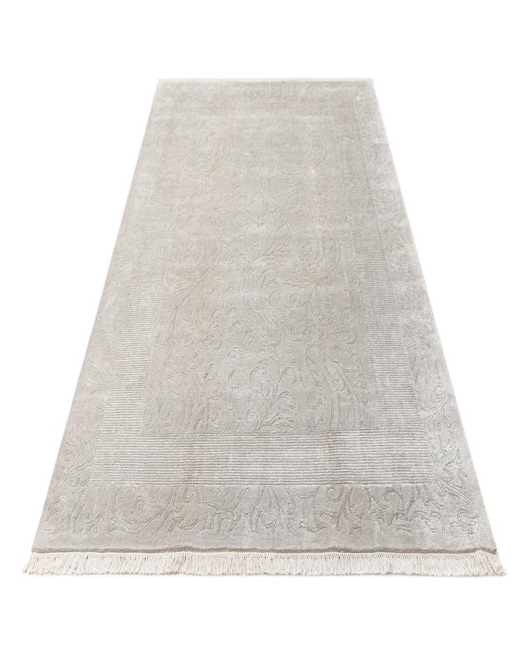 Detail image of  6' 11 x 9' 5  Hand Knotted Darya Wool Rug