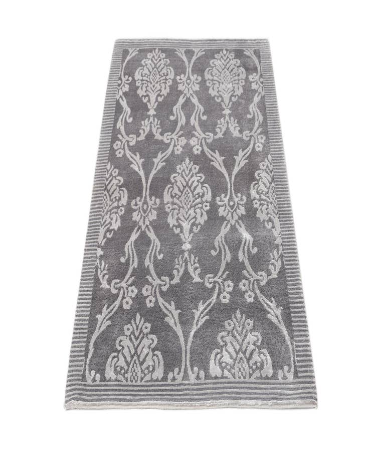 Detail image of  3' x 4' 11  Hand Knotted Darya Wool Rug