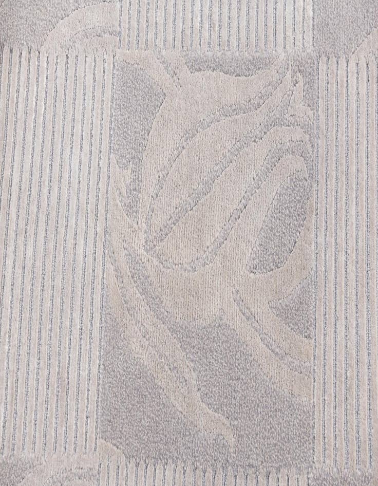 Detail image of  3' 1 x 5'  Hand Knotted Darya Wool Rug