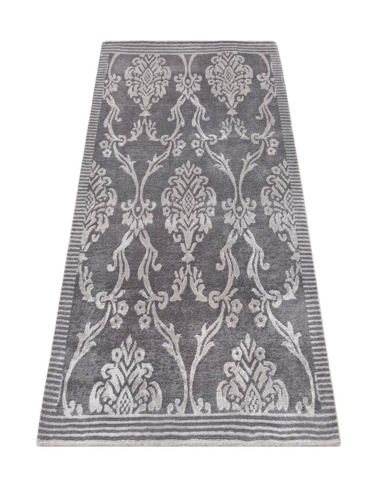 Detail image of  3' 1 x 4' 11  Hand Knotted Darya Wool Rug