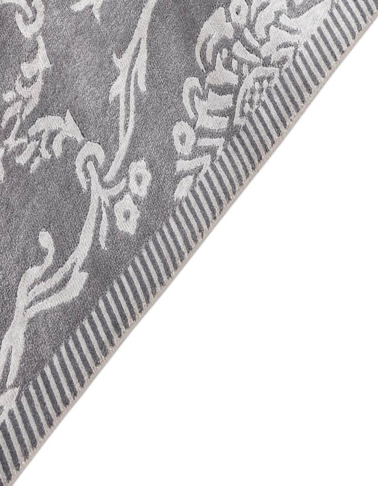 Detail image of  3' 1 x 4' 11  Hand Knotted Darya Wool Rug