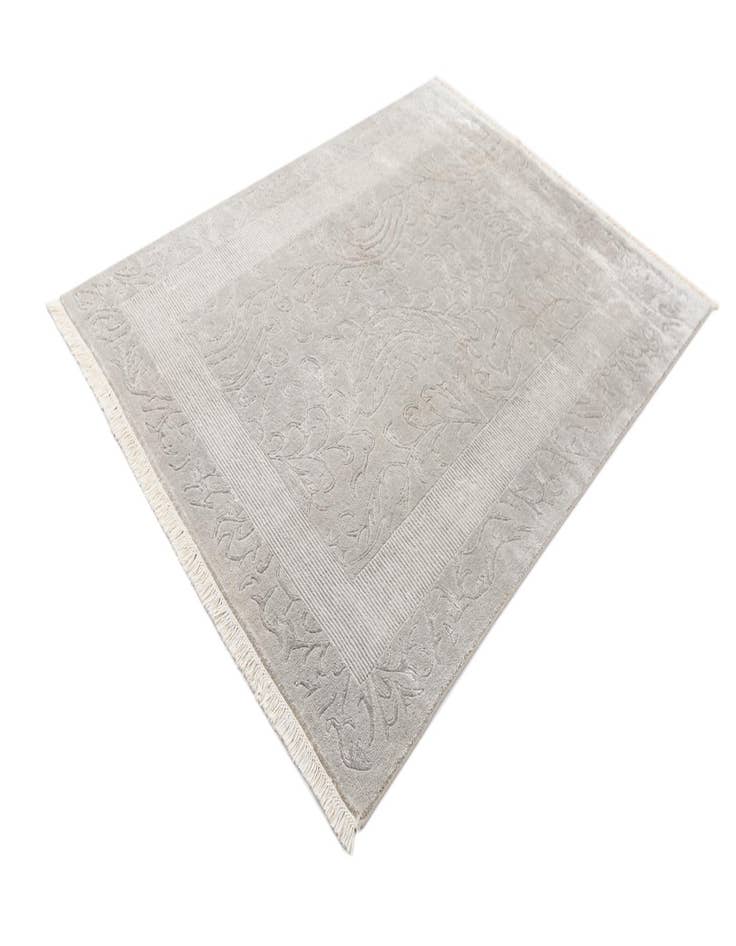 Detail image of  5' 7 x 8'  Hand Knotted Darya Wool Rug