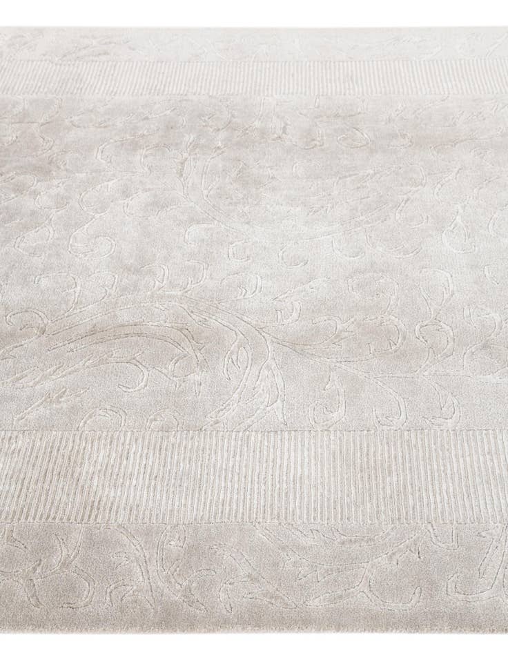 Detail image of  5' 7 x 8'  Hand Knotted Darya Wool Rug