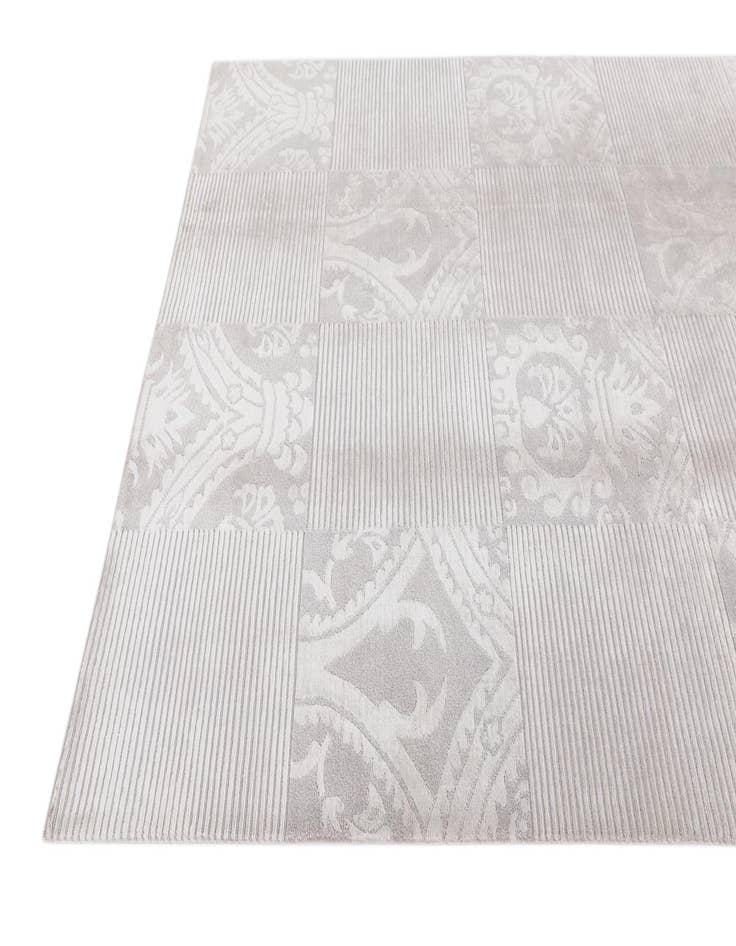 Detail image of  5' 10 x 7' 10  Hand Knotted Darya Wool Rug