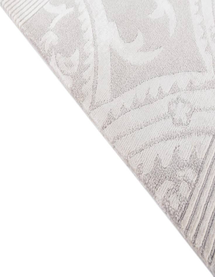 Detail image of  5' 10 x 7' 10  Hand Knotted Darya Wool Rug