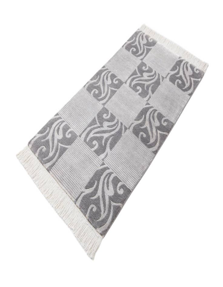 Detail image of  2' 8 x 5' 1  Hand Knotted Darya Wool Rug