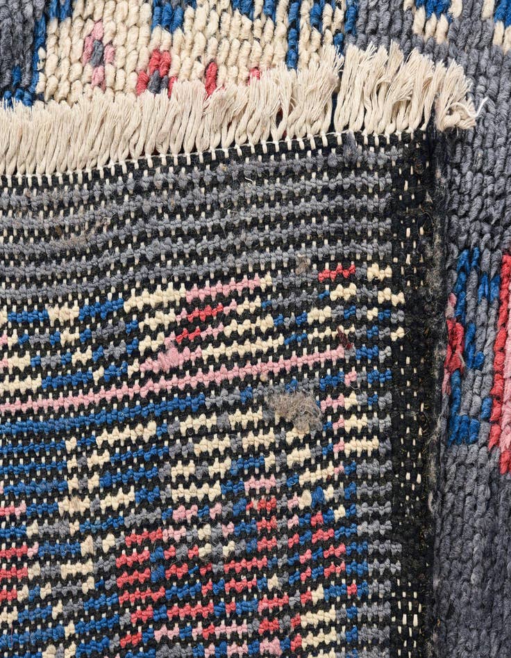 Detail image of  4' 10 x 6'  Hand Knotted Darya Wool Rug