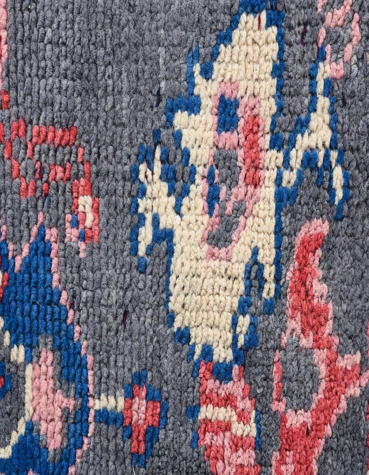 Detail image of  4' 10 x 6'  Hand Knotted Darya Wool Rug