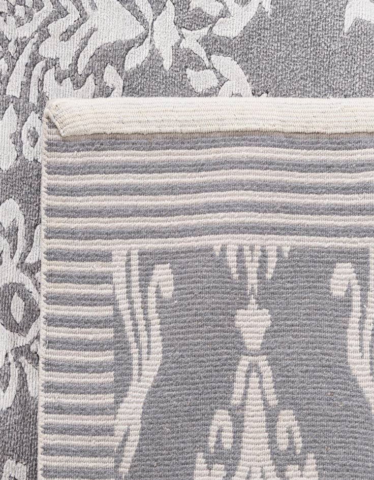 Detail image of  5' 8 x 7' 11  Hand Knotted Darya Wool Rug