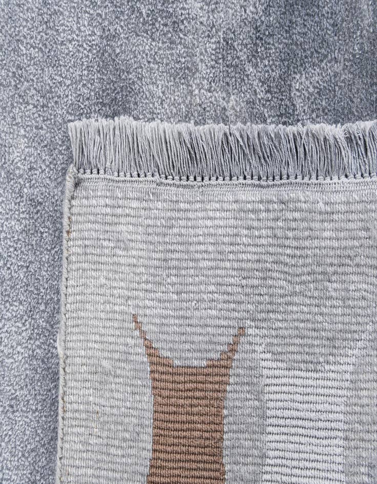 Detail image of  5' 5 x 7' 10  Hand Knotted Darya Wool Rug