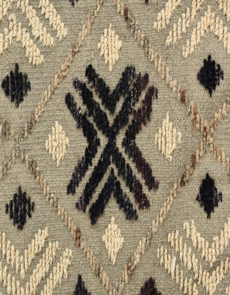 Detail image of  7' 6 x 10' 7  Hand Knotted Darya Wool Rug