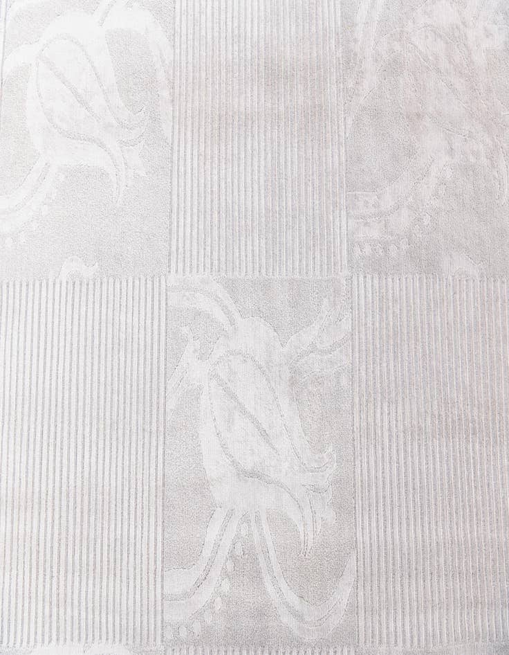 Detail image of  8' 2 x 11' 9  Hand Knotted Darya Wool Rug