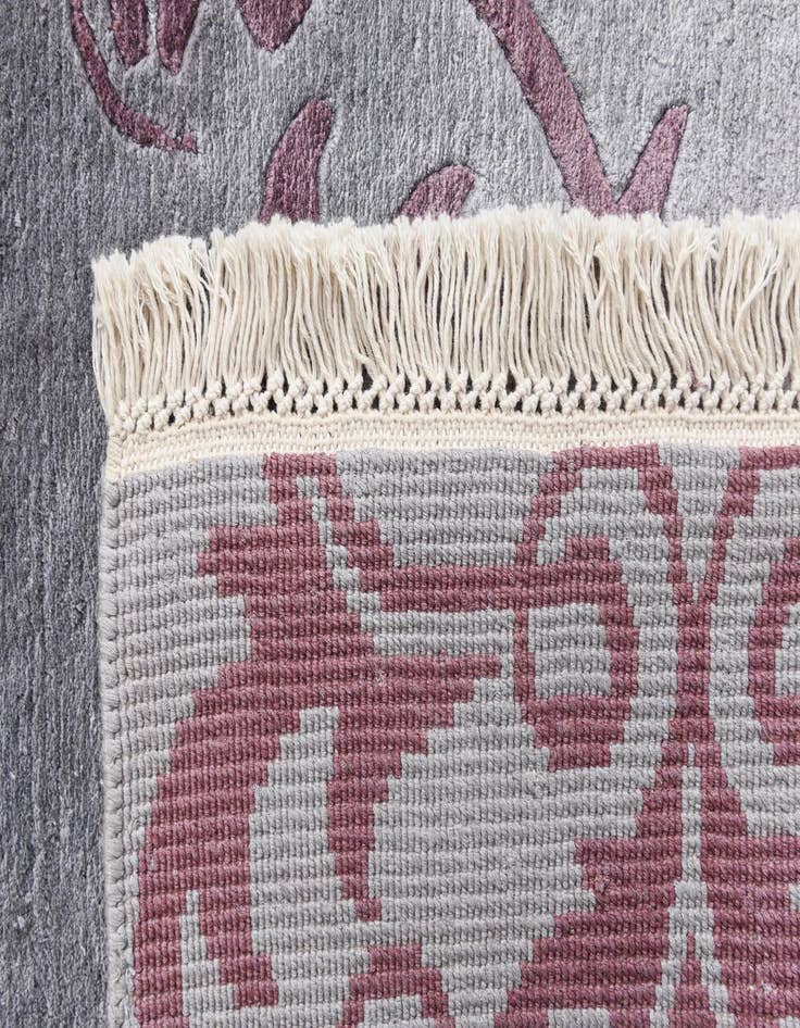 Detail image of  4' 8 x 6' 7 Darya Rug