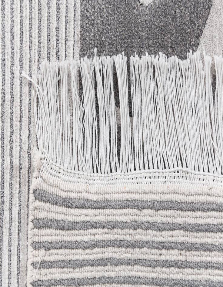 Detail image of  5' 9 x 8'  Hand Knotted Darya Wool Rug