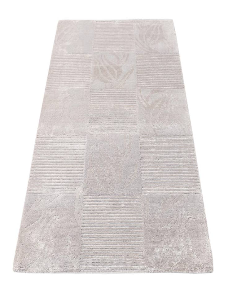 Detail image of  3' 1 x 5'  Hand Knotted Darya Wool Rug