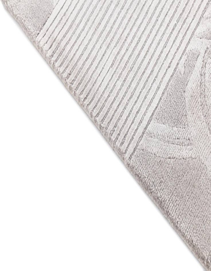 Detail image of  3' 1 x 5'  Hand Knotted Darya Wool Rug