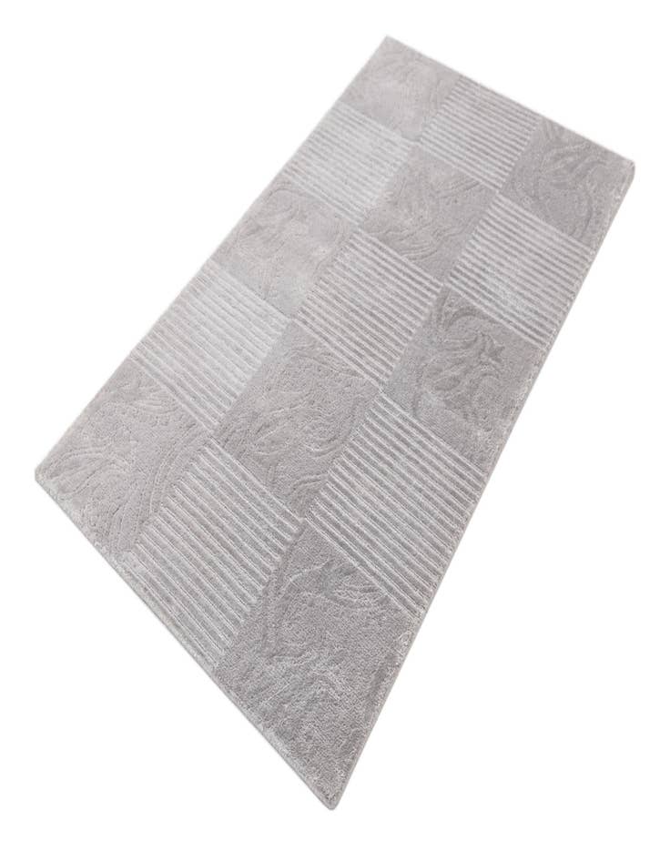 Detail image of  2' 8 x 4' 10  Hand Knotted Darya Wool Rug