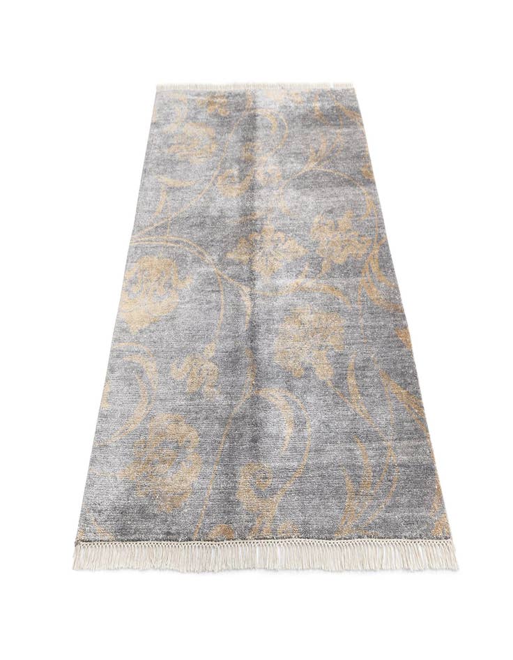 Detail image of  4' 3 x 6' 4 Darya Rug