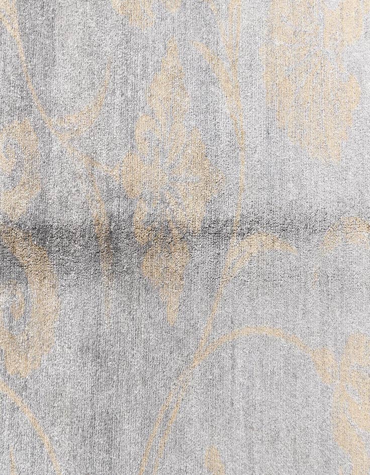 Detail image of  4' 3 x 6' 4 Darya Rug