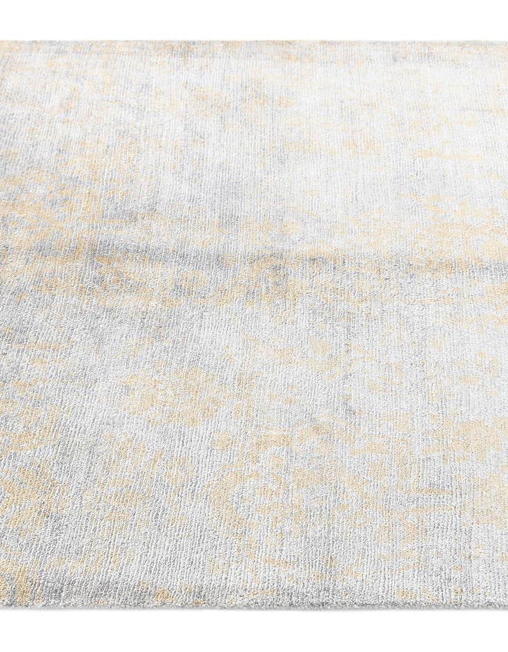 Detail image of  4' 3 x 6' 4 Darya Rug