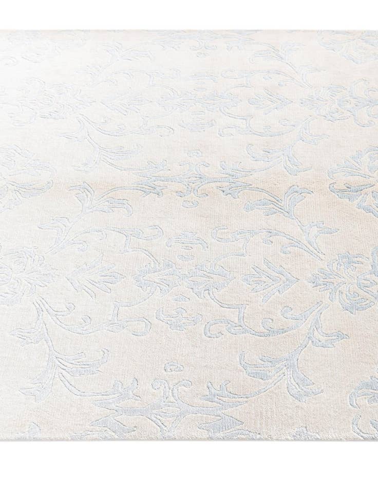 Detail image of  4' x 5' 9 Darya Rug