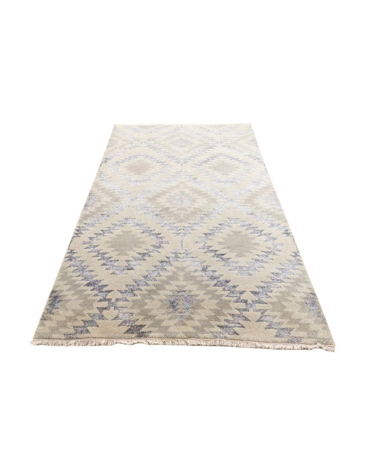 Detail image of  5' x 7' 8  Hand Knotted Darya Rug