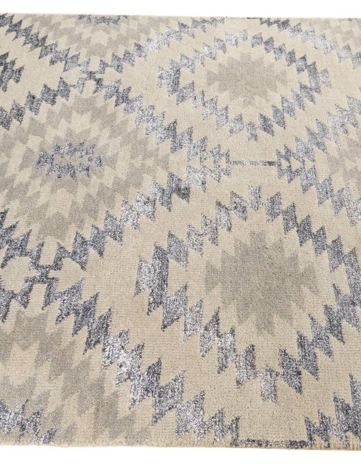 Detail image of  5' x 7' 8  Hand Knotted Darya Rug