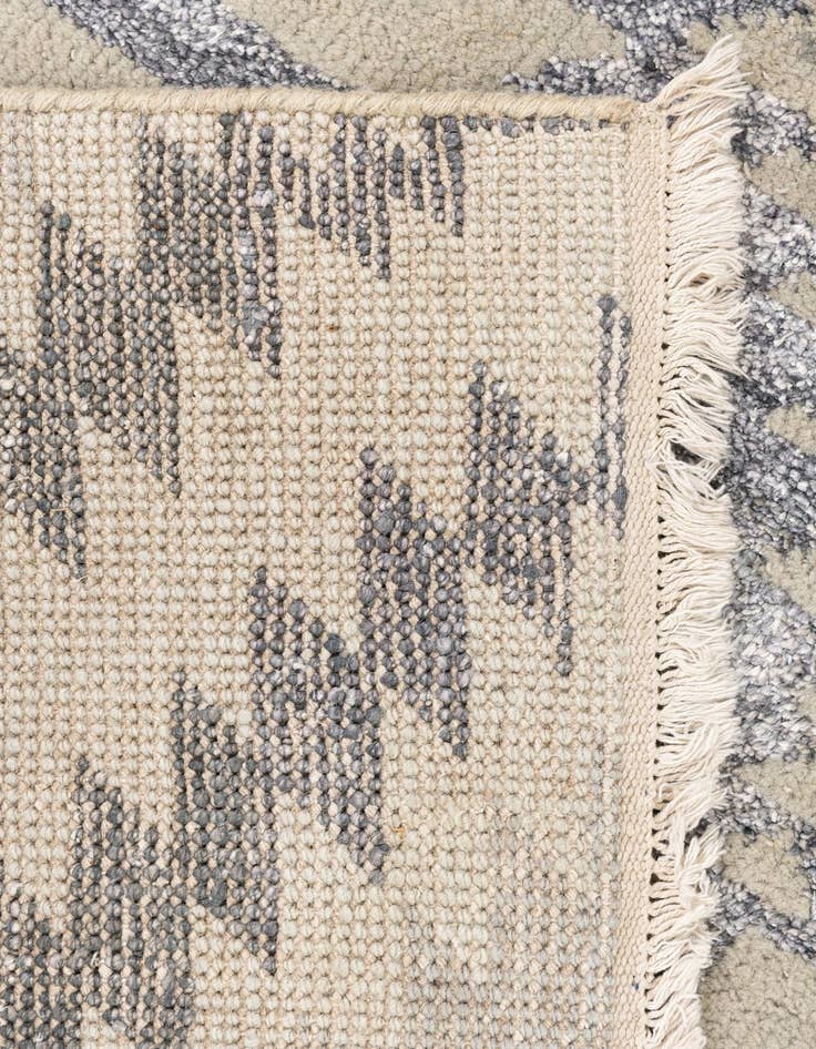 Detail image of  5' x 7' 8  Hand Knotted Darya Rug