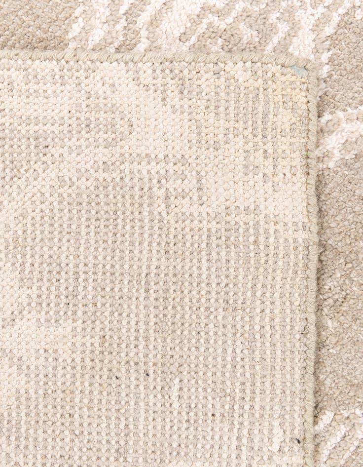 Detail image of  5' 10 x 9'  Hand Knotted Darya Rug