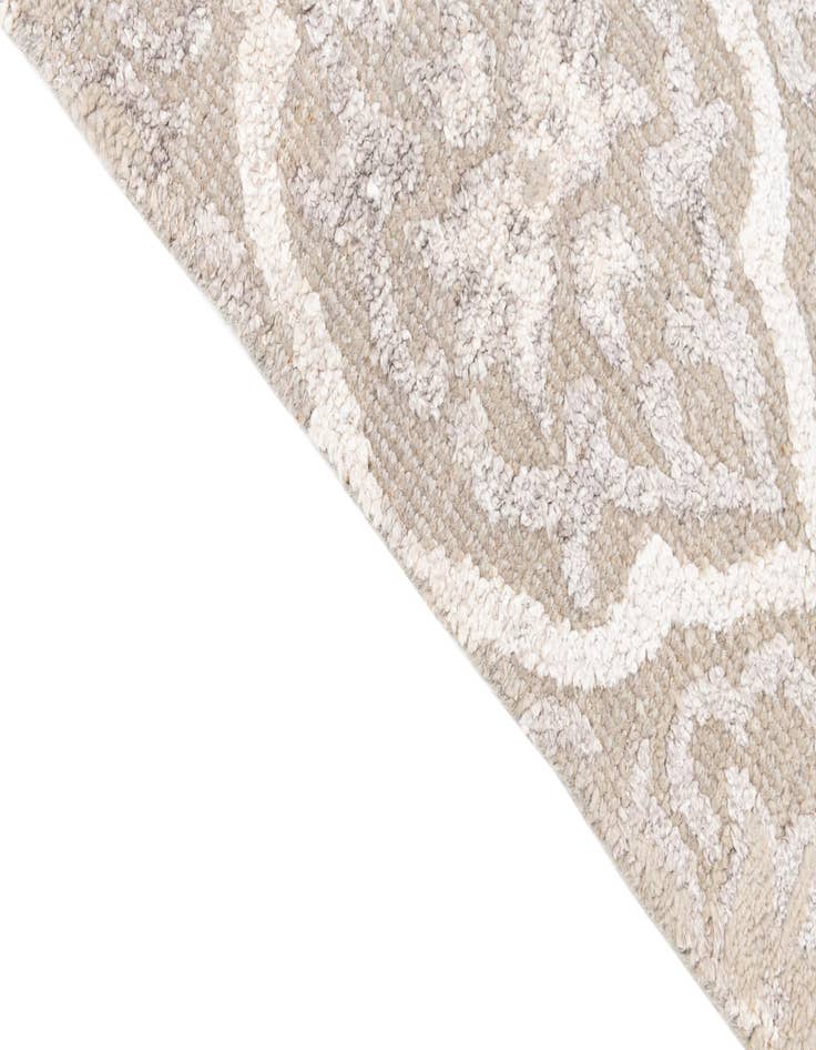 Detail image of  9' 8 x 13' 3  Hand Knotted Darya Rug