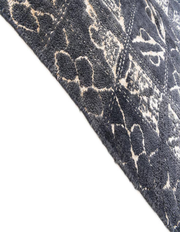 Detail image of  8' 9 x 11' 10  Hand Knotted Darya Rug