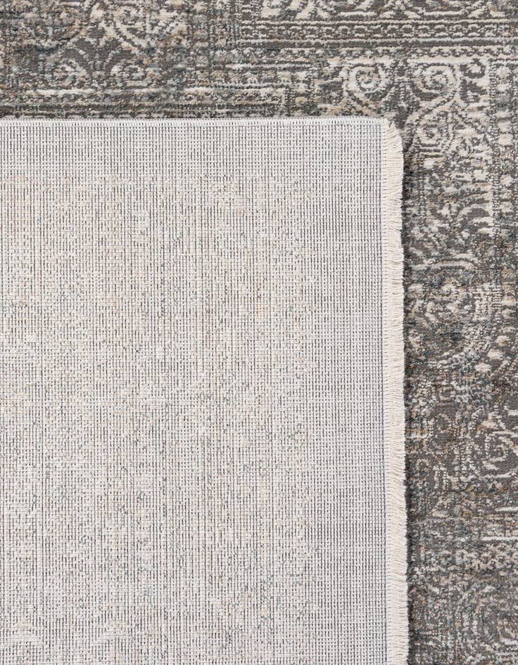 Detail image of  6' 7 x 9' 7 Deepa Rug