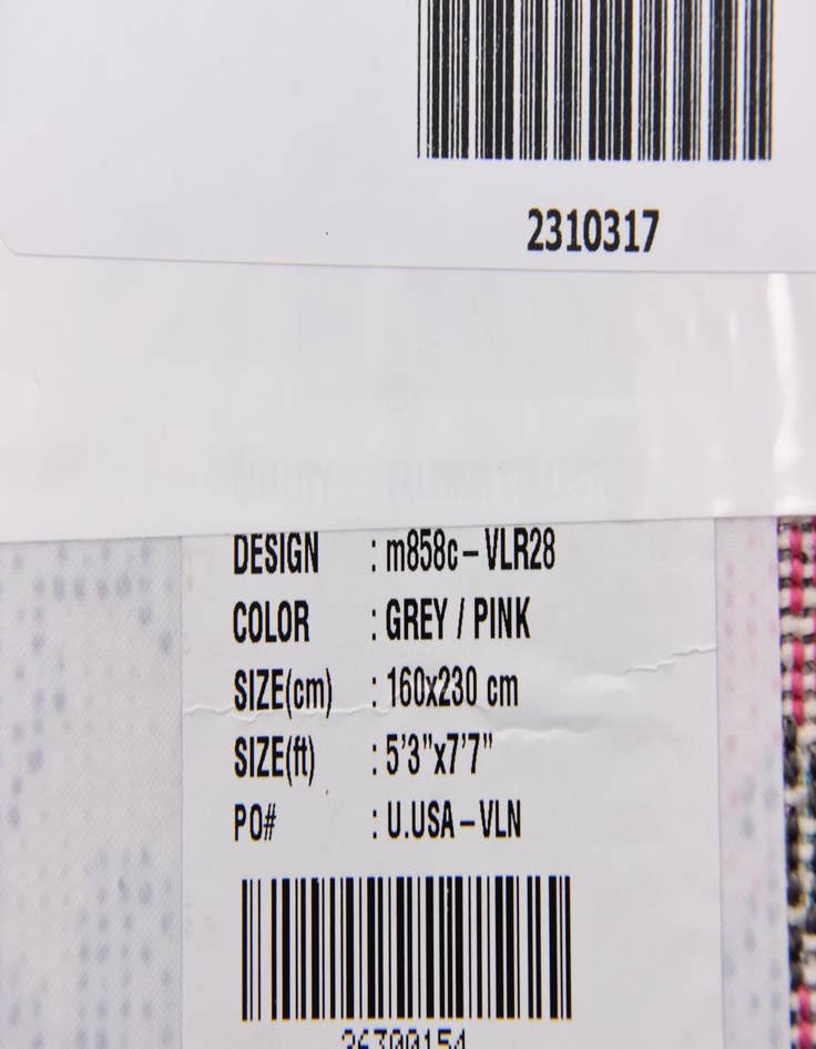 Detail image of  5' x 7' 6 Delilah Rug