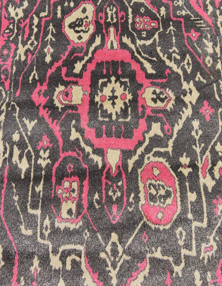 Detail image of  5' x 7' 6 Delilah Rug