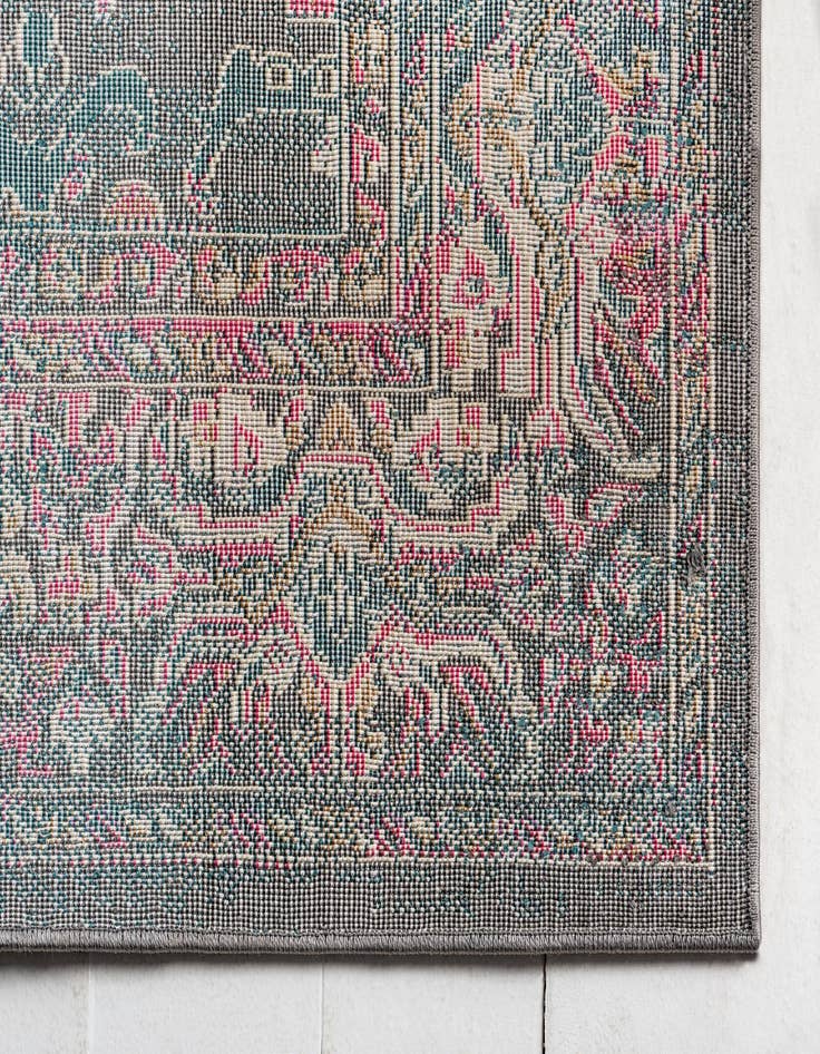 Detail image of  8' x 10' Delilah Rug