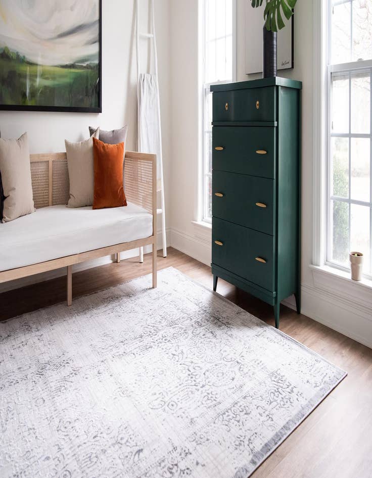 Detail image of  4' x 6' Derbyshire Rug