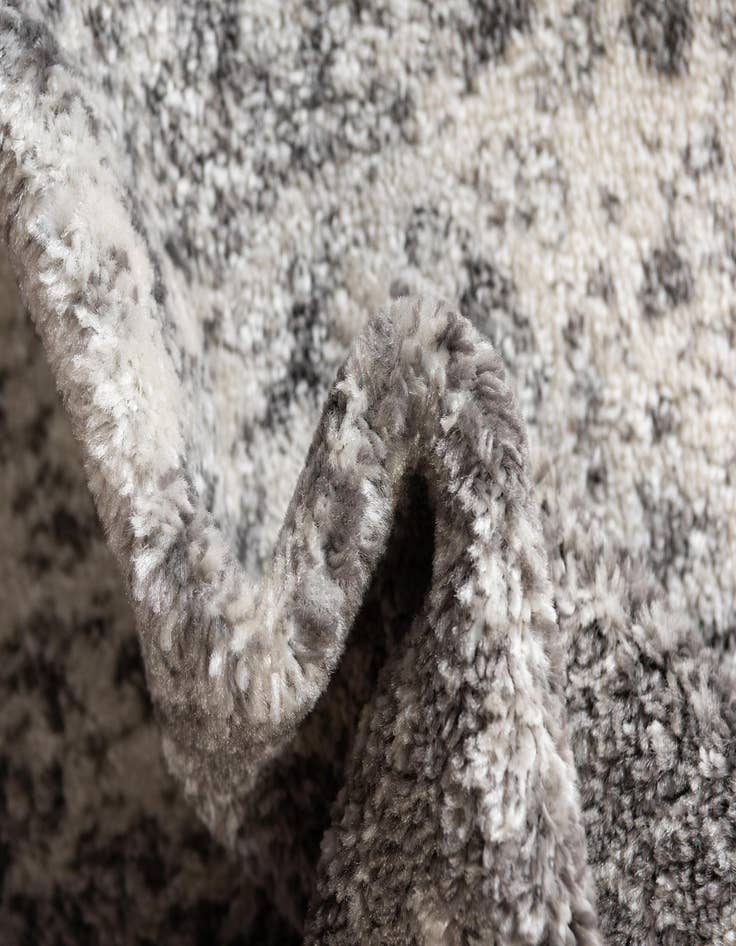 Detail image of  3' 3 x 5' 3 Dover Rug