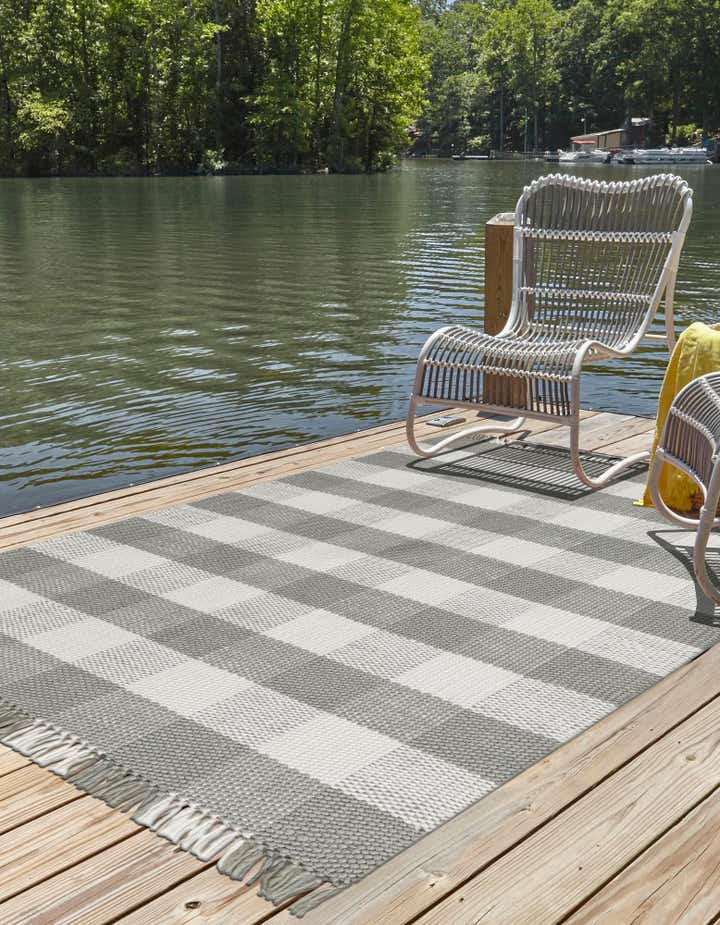 Gray 5' 3 x 8' Eco Plaid Indoor Washable Indoor / Outdoor Rug | Rugs.com