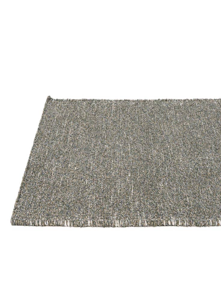 Detail image of  2' 2 x 3' 3  Hand Braided Eco Verse   Washable Indoor / Outdoor Rug