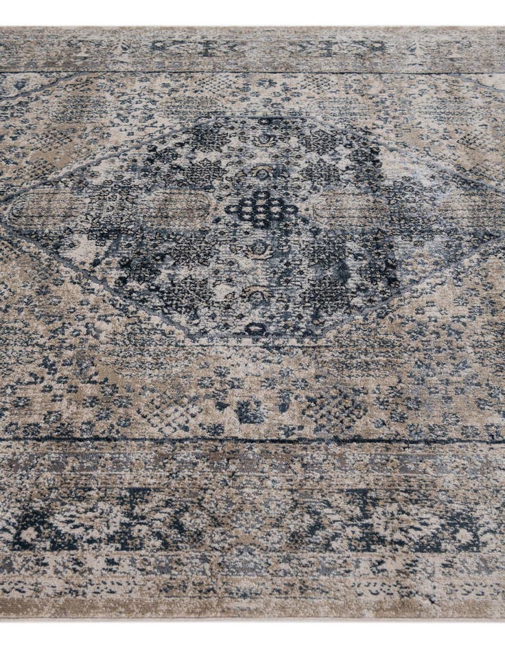Detail image of  5' x 7' 7 Eliza Rug