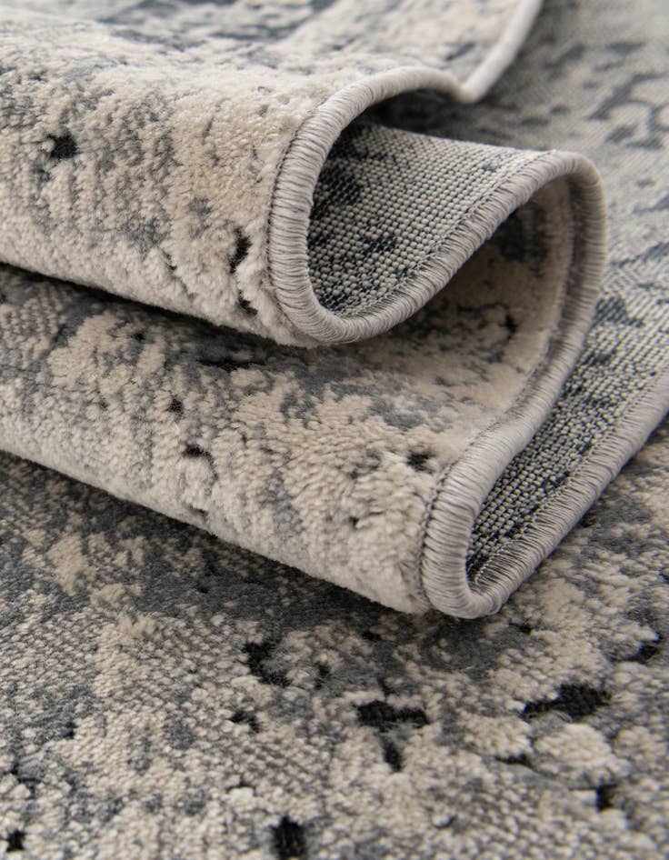 Detail image of  6' x 9' Eliza Rug