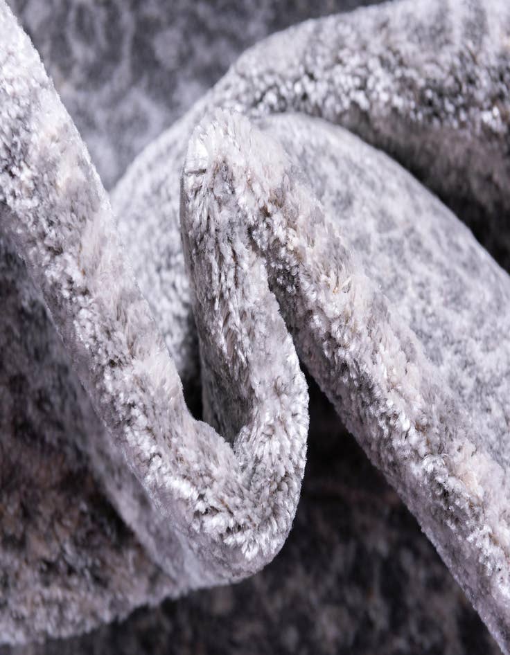 Detail image of  3' 3 x 5' 3 Estate Rug