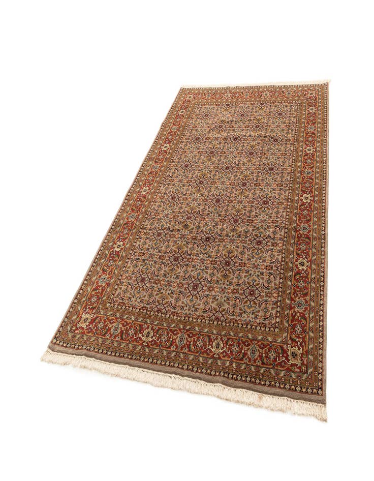 Detail image of  6' 5 x 9' 10  Hand Knotted Farahan Wool Rug