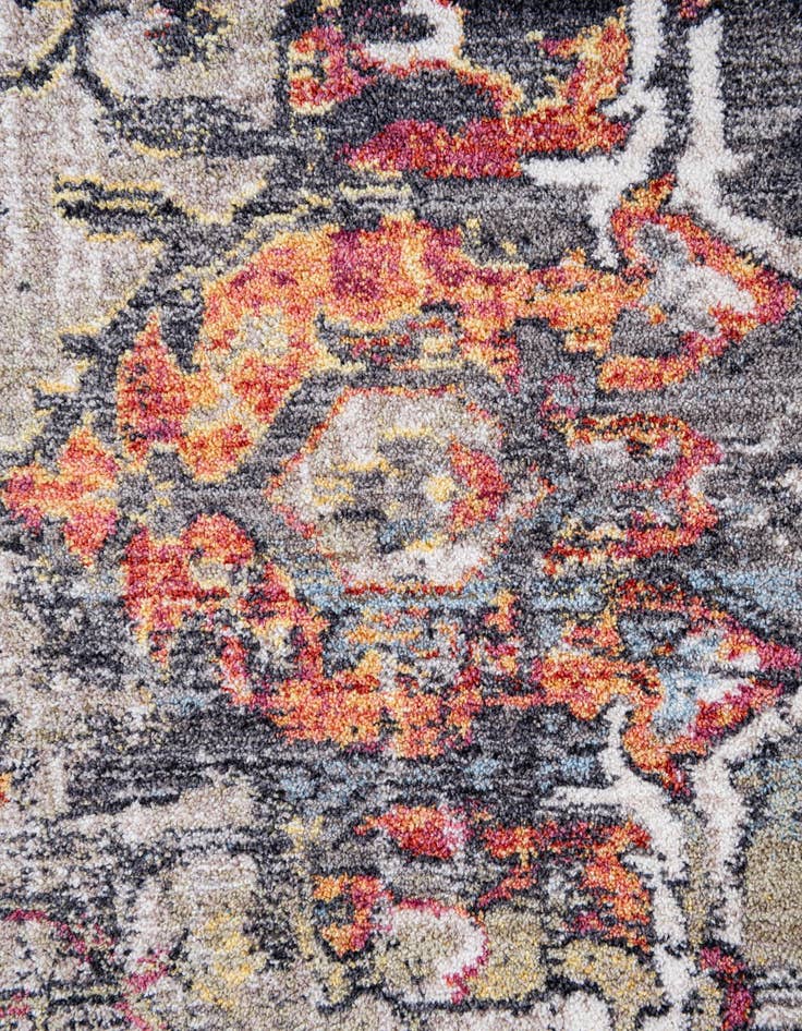 Detail image of  5' 3 x 7' 7 Fleur Rug