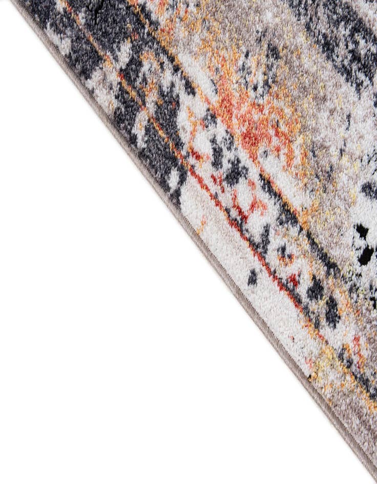 Detail image of  5' 3 x 7' 4 Fleur Rug