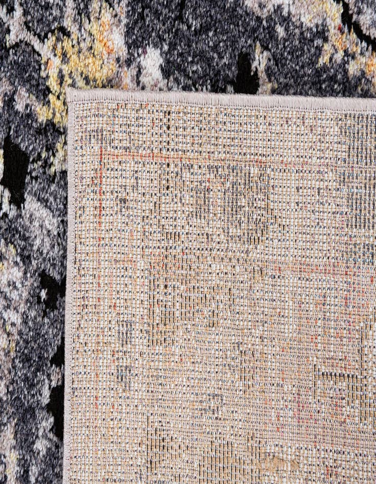 Detail image of  5' 3 x 7' 4 Fleur Rug