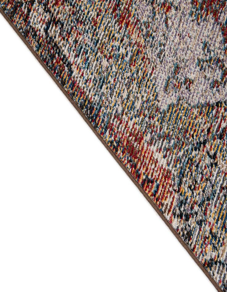 Detail image of  5' 4 x 7' 4 Fleur Rug