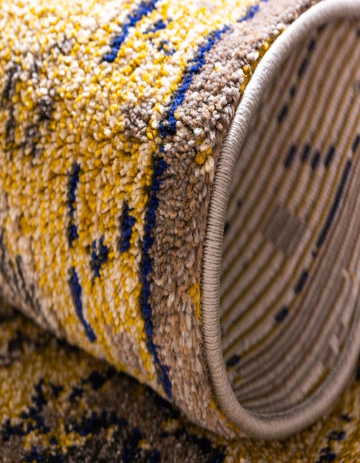 Detail image of  3' 3 x 5' 3  Washable Fleur Rug