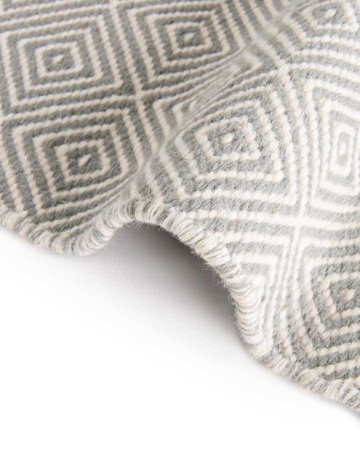 Gray 7' 10 x 10' Hand Woven Geo Trellis Flatweave Rug | Rugs.com